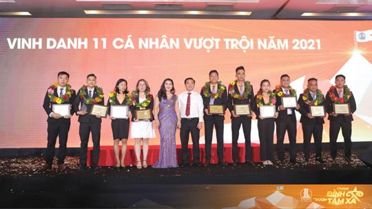 Doanh nhân Đặng Thị Kim Oanh: ‘Làm từ thiện là chấp nhận bỏ ngoài tai gièm pha dư luận