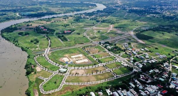 Tiền đổ vào nhóm cổ phiếu bất động sản